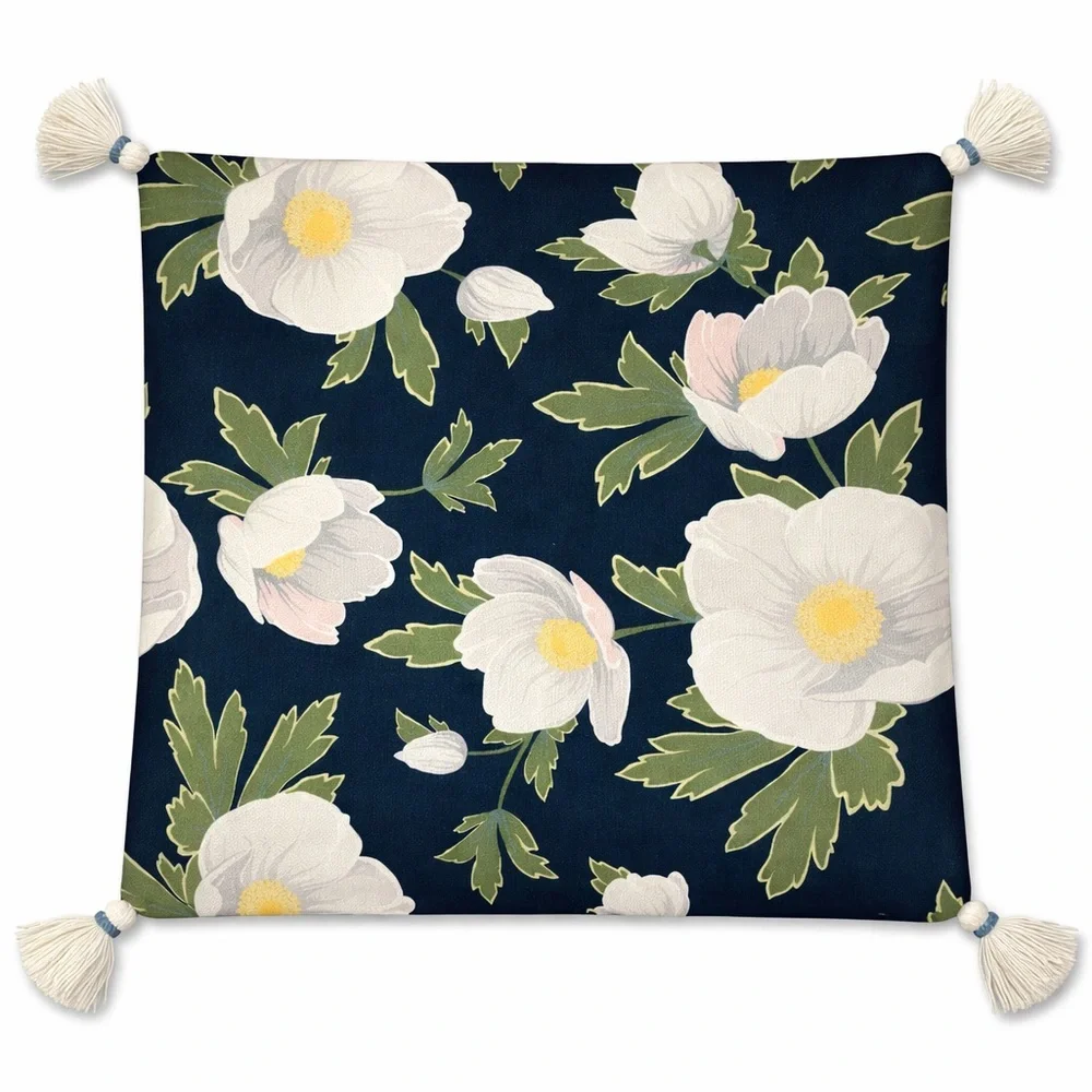 Set of 4 Decorative Floral Pillow Covers 18x18 New - Picture 6 of 9